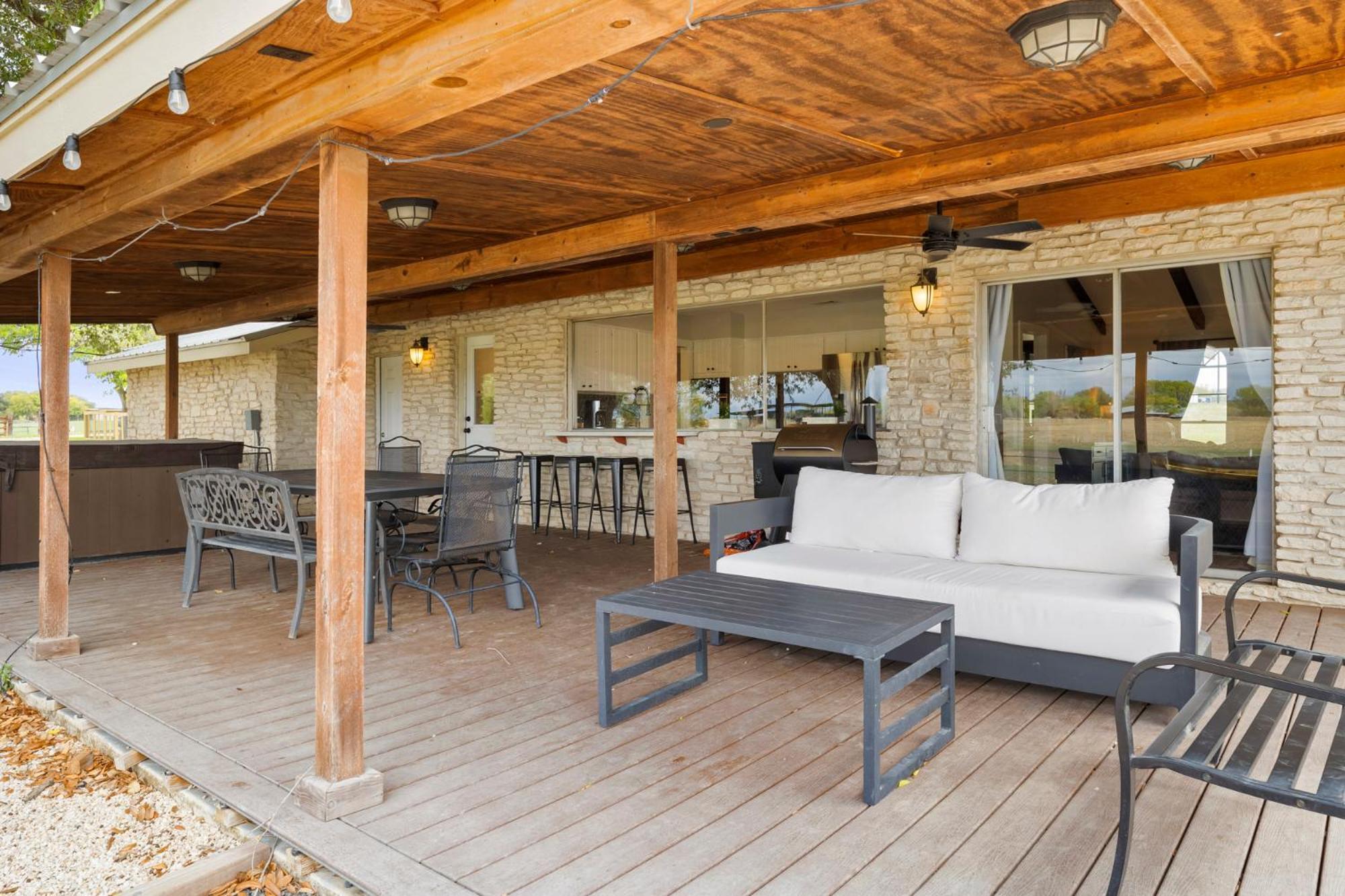 Farm Retreat With Jacuzzi, Fire Pit, Mini Goats, Mini Ponies And Mini Cows Villa Сан Маркос Стая снимка